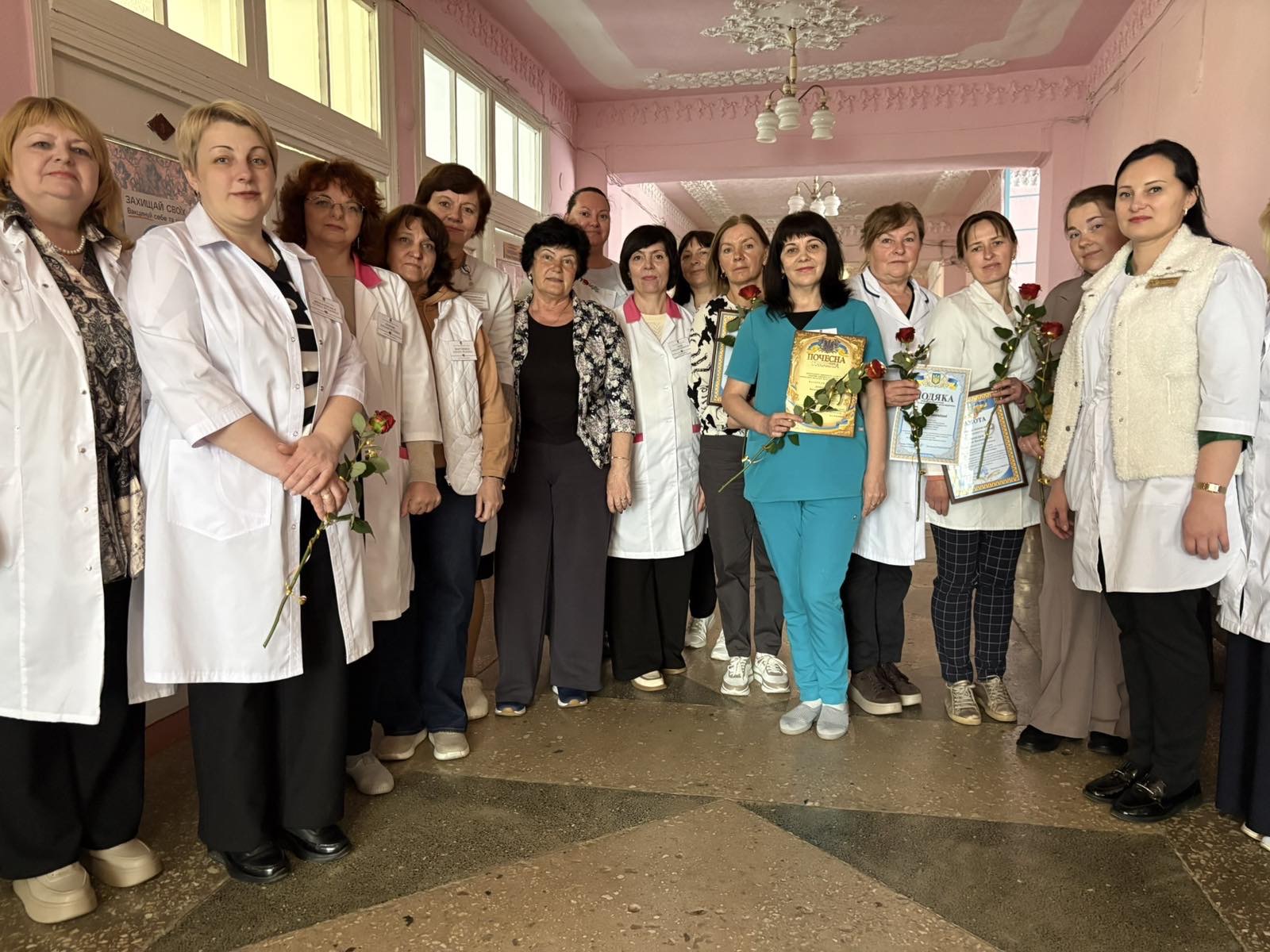 У Корці привітали медичних сестер та фельдшерів із професійним святом